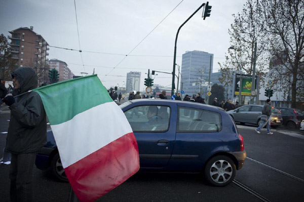 Forconi, proteste in tutta Italia. Scontri a Torino Forconi, proteste in tutta Italia. Scontri a Torino