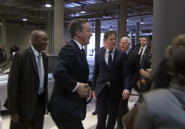 I grandi del mondo a Soweto. Obama: “Un gigante della storia” I grandi del mondo a Soweto. Obama: “Un gigante della storia”