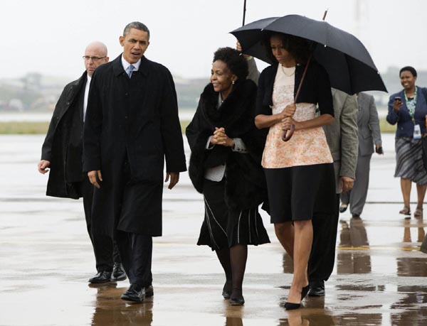 I grandi del mondo a Soweto. Obama: “Un gigante della storia” I grandi del mondo a Soweto. Obama: “Un gigante della storia”