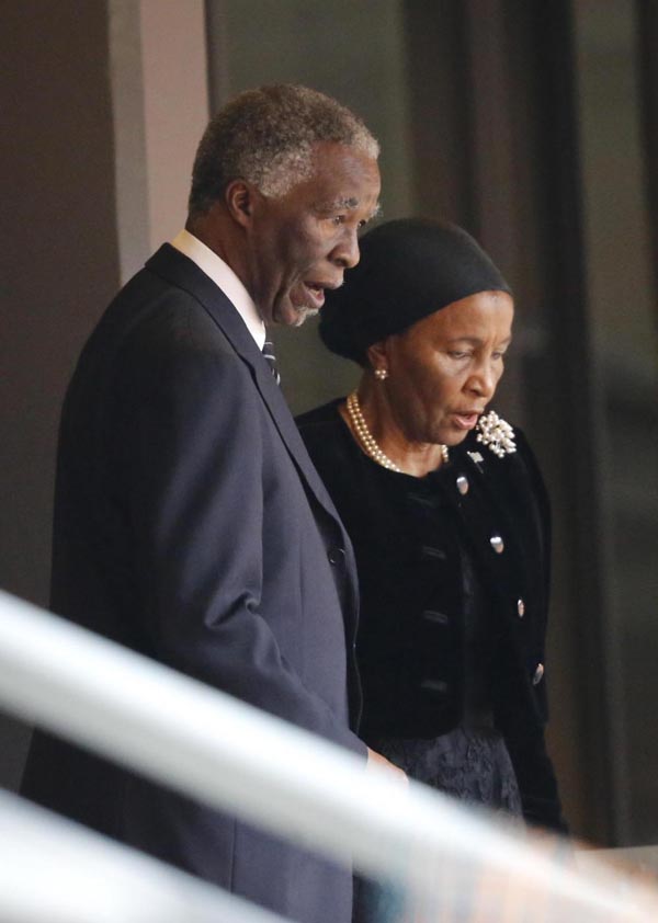 I grandi del mondo a Soweto. Obama: “Un gigante della storia” I grandi del mondo a Soweto. Obama: “Un gigante della storia”