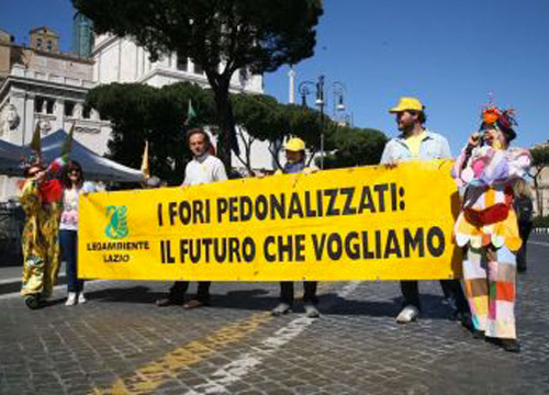Veleno nei polmoni per 40 giorni. Emergenza smog: annus horribilis