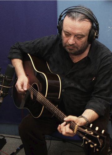 Un orso blues, sornionamente romano. L’anima malinconica di Roberto Ciotti Un orso blues, sornionamente romano. L’anima malinconica di Roberto Ciotti