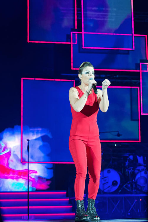 Nuovo record per Emma Marrone: è l’artista femminile che ha venduto di più nel 2013