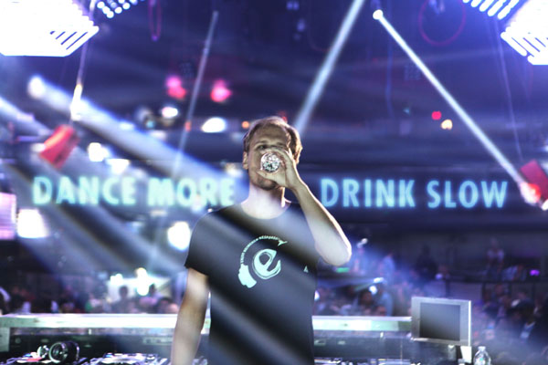 Heineken lancia la campagna mondiale “Dance More, Drink Slow” Heineken lancia la campagna mondiale “Dance More, Drink Slow”