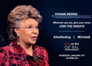 La Commissione ‘incontra’ i cittadini Ue. Arrivano i dialoghi online con la Reding