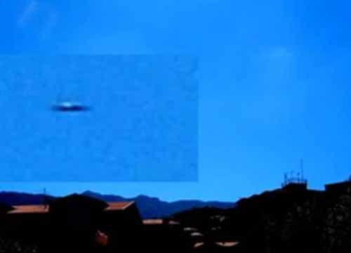 Aereo di linea evita la collisione con un Ufo Aereo di linea evita la collisione con un Ufo