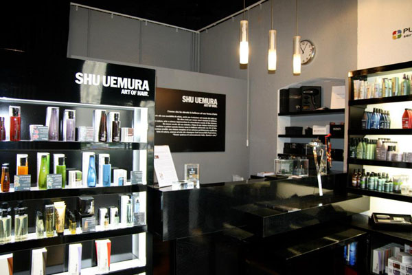 Milano, arriva “Un Taglio Solidale”. Parrucchiere al prezzo simbolico di 8 euro Milano, arriva “Un Taglio Solidale”. Parrucchiere al prezzo simbolico di 8 euro