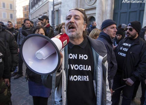 Staminali, esperti comitato: “Dosi adatte a topi, non all’uomo” Staminali, esperti comitato: “Dosi adatte a topi, non all’uomo”