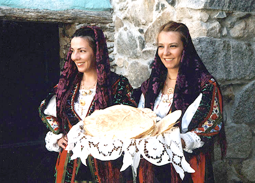 I cittadini italiani non esistono. Altro che Unità… La verità nei geni I cittadini italiani non esistono. Altro che Unità… La verità nei geni