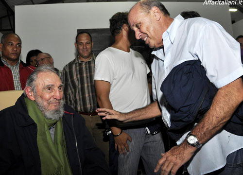 Cuba, Fidel Castro appare in pubblico dopo 9 mesi Cuba, Fidel Castro appare in pubblico dopo 9 mesi