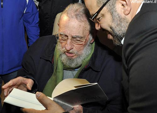 Cuba, Fidel Castro appare in pubblico dopo 9 mesi Cuba, Fidel Castro appare in pubblico dopo 9 mesi