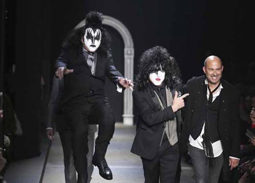 Moda uomo/ I Kiss alla sfilata di John Varvatos Moda uomo/ I Kiss alla sfilata di John Varvatos