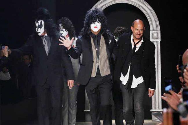 Moda uomo/ I Kiss alla sfilata di John Varvatos Moda uomo/ I Kiss alla sfilata di John Varvatos