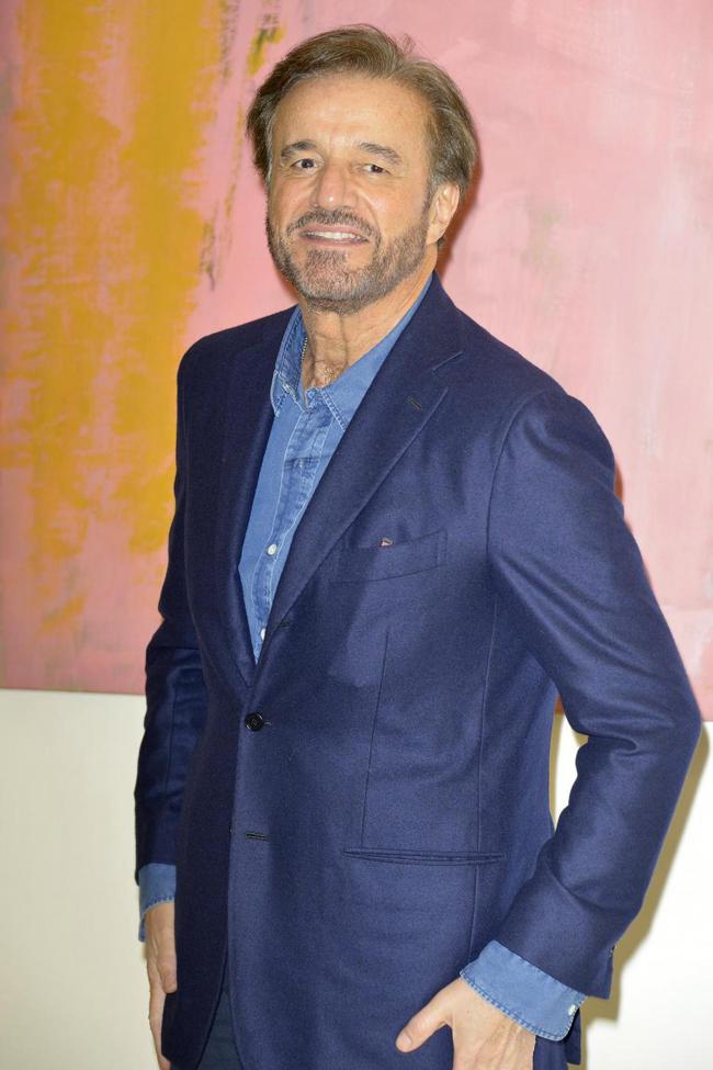 Christian De Sica apre le porte di Cinecittà Christian De Sica apre le porte di Cinecittà