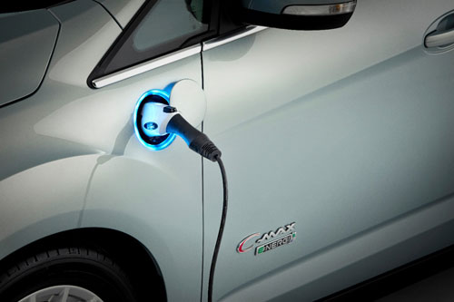 C-MAX Solar Energi: la prima ibrido-elettrica a energia solare C-MAX Solar Energi: la prima ibrido-elettrica a energia solare