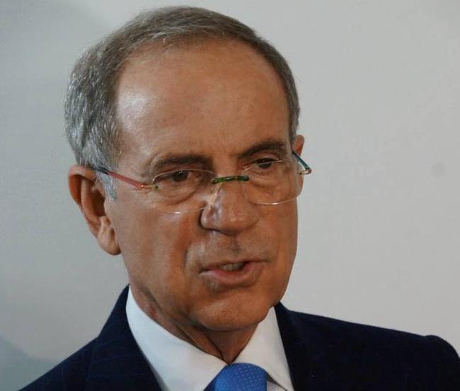 Comunali, l’aut aut degli alfaniani. Di Paola: ‘Io fuori da logiche di partito’ Comunali, l’aut aut degli alfaniani. Di Paola: ‘Io fuori da logiche di partito’