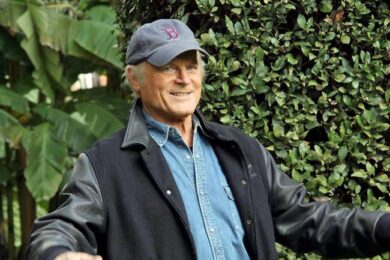 Don Matteo: leggero calo ma quasi al 30%. Flop Pieraccioni-Canale 5