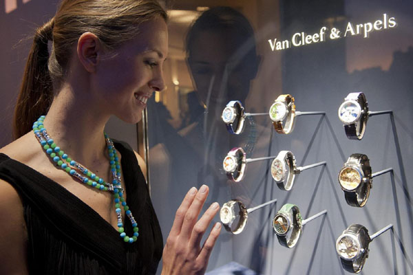 Al via il Salone internazionale dell’alta orologeria