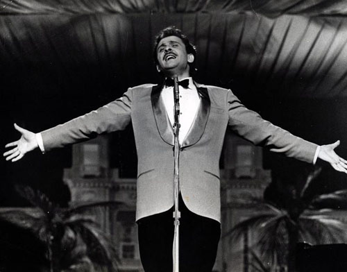 L’attore Fabio Camilli: “Sono il figlio segreto di domenico modugno” L’attore Fabio Camilli: “Sono il figlio segreto di domenico modugno”