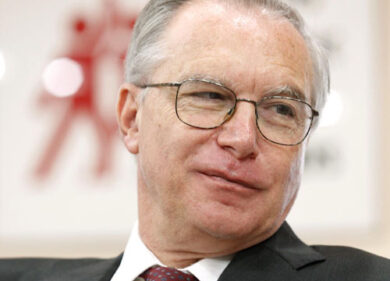 Presidenza Pd, ipotesi Epifani. A rischio il patto Renzi-Silvio