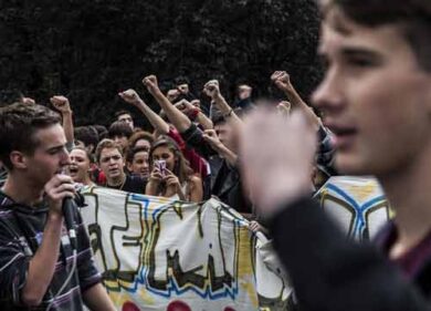 Le scuole “perdono la testa”. L’ira dei presidi contro i tagli