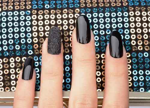 Le unghie? Irresistibili e super glam con Estrosa Le unghie? Irresistibili e super glam con Estrosa