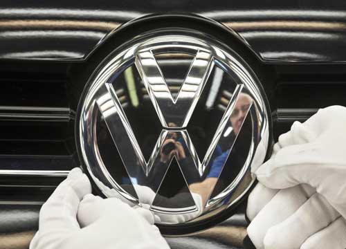 Auto,menage a trois sul tetto del mondo. Golf: macchina più venduta in Europa Auto,menage a trois sul tetto del mondo. Golf: macchina più venduta in Europa