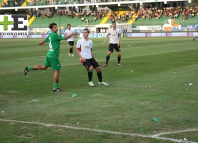 Malore sul campo di calcio. 14enne perde l’uso della parola