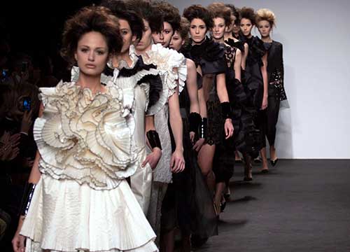 Nino Lettieri… “quanto sei bella Roma”. Giusy Buscemi, l’incanto della Miss