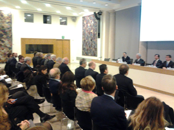 Intesa/ Il Ceo Messina ad Affari: “No esuberi nel piano industriale”