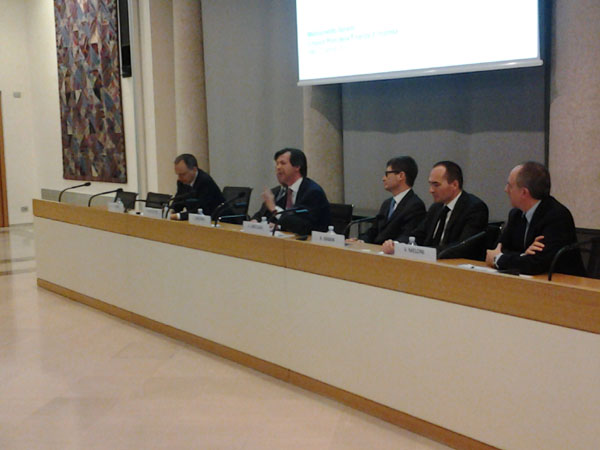 Intesa/ Il Ceo Messina ad Affari: “No esuberi nel piano industriale”