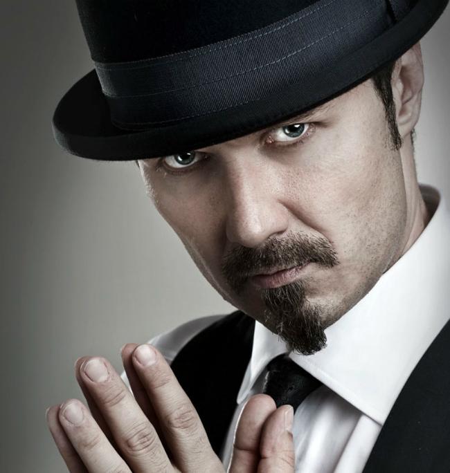 Francesco Tesei, il giocoliere della mente Francesco Tesei, il giocoliere della mente