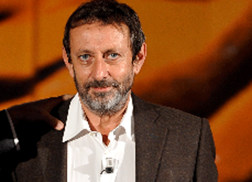 Galleria foto 'Su Twitter la satira del (finto) figlio di Michele Serra' - foto 1