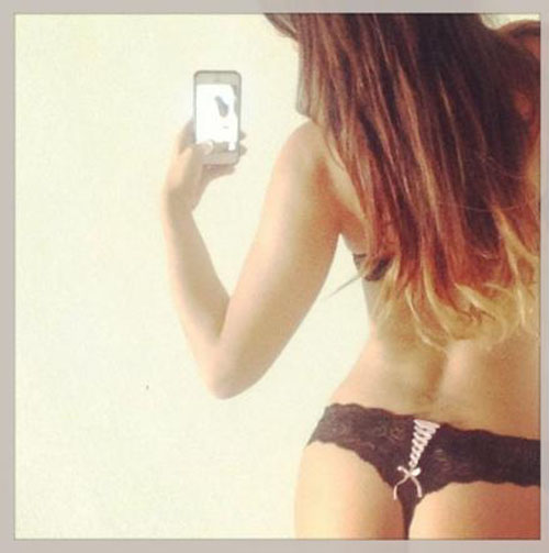 Claudia Romani, lato b da selfie