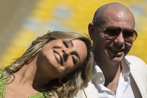 Svelato l’inno dei Mondiali 2014: lo cantano Pitbull e Jennifer Lopez Svelato l’inno dei Mondiali 2014: lo cantano Pitbull e Jennifer Lopez