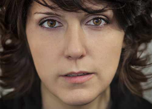 “La felicità sta in un altro posto”. L’esordio di Sara Loffredi