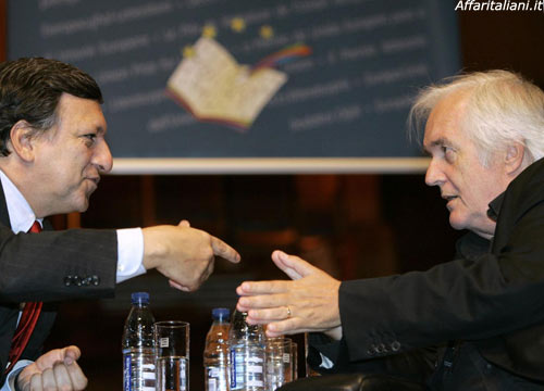 Lo scrittore svedese Mankell: “Ho il cancro” Lo scrittore svedese Mankell: “Ho il cancro”
