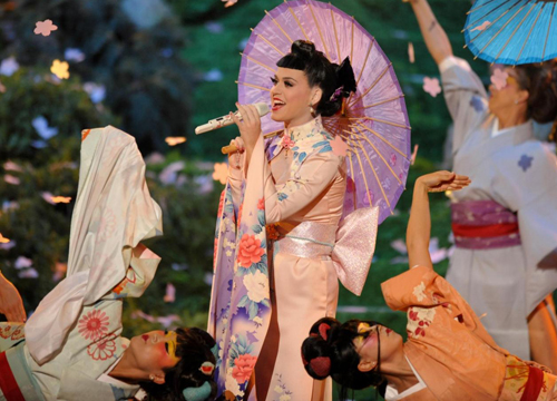 Katy Perry da record. prima con 50 milioni di follower su Twitter Katy Perry da record. prima con 50 milioni di follower su Twitter