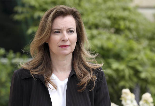 Ricchi e potenti: più traditori. La top 10 delle scappatelle