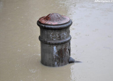 La resa di Roma: “Non venite”. Strade e fogne: l’apocalisse