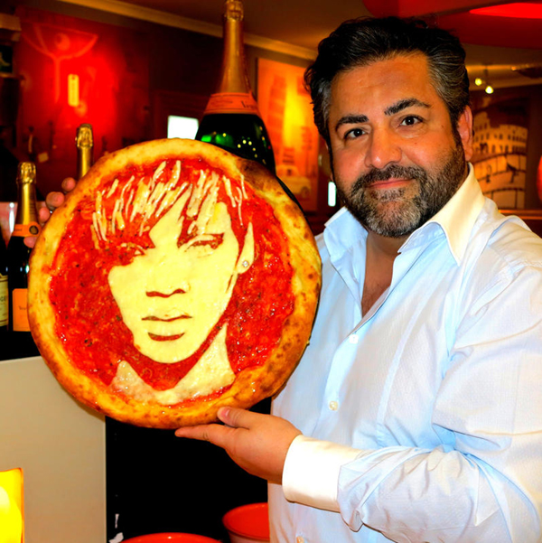 In Florida si mangia la pizza al serpente