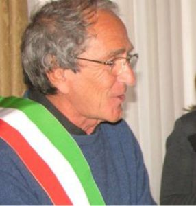 Giunta, Barattolo si dimette. FI e Ncd: “Con l’Udc dialogo sulle Comunali”