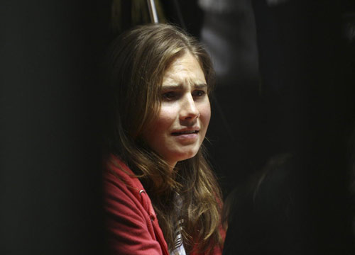 La difesa di Sollecito ad Affari: “Le parole del giudice? Vergognose” La difesa di Sollecito ad Affari: “Le parole del giudice? Vergognose”