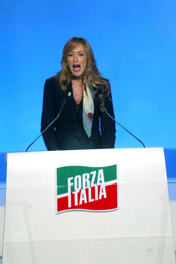 Il sogno che imbarazza il M5S. Messora: “Non devo giustificarmi” Il sogno che imbarazza il M5S. Messora: “Non devo giustificarmi”