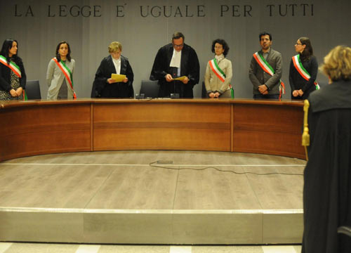 La difesa di Sollecito ad Affari: “Le parole del giudice? Vergognose” La difesa di Sollecito ad Affari: “Le parole del giudice? Vergognose”