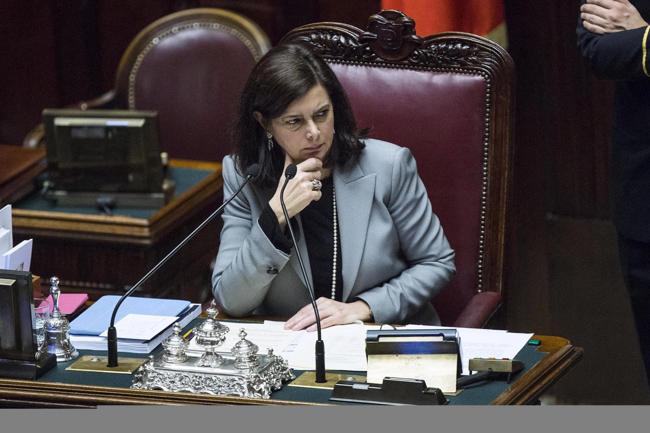 Morte di Philip Seymour Hoffman: scoppia il caso omosessualità Morte di Philip Seymour Hoffman: scoppia il caso omosessualità