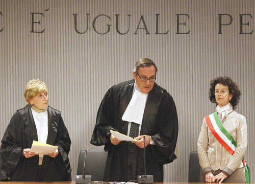 “Frasi inopportune”, bufera sul giudice del processo Meredith “Frasi inopportune”, bufera sul giudice del processo Meredith