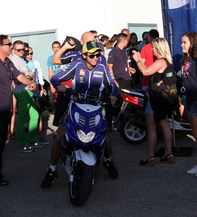 Vale Rossi arretra al quarto posto, ma davanti a Lorenzo che però…