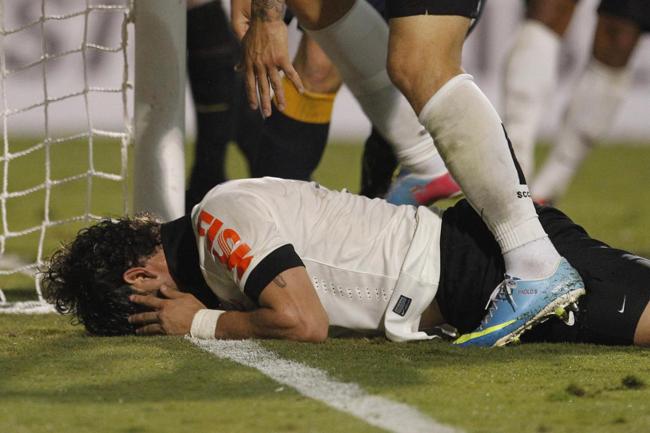 Il fallimento di Pato: addio al Corinthias dopo le minacce dei tifosi Il fallimento di Pato: addio al Corinthias dopo le minacce dei tifosi