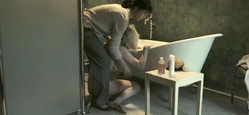 Rai, il sesso esplicito di Von Trier va in onda di pomeriggio Rai, il sesso esplicito di Von Trier va in onda di pomeriggio